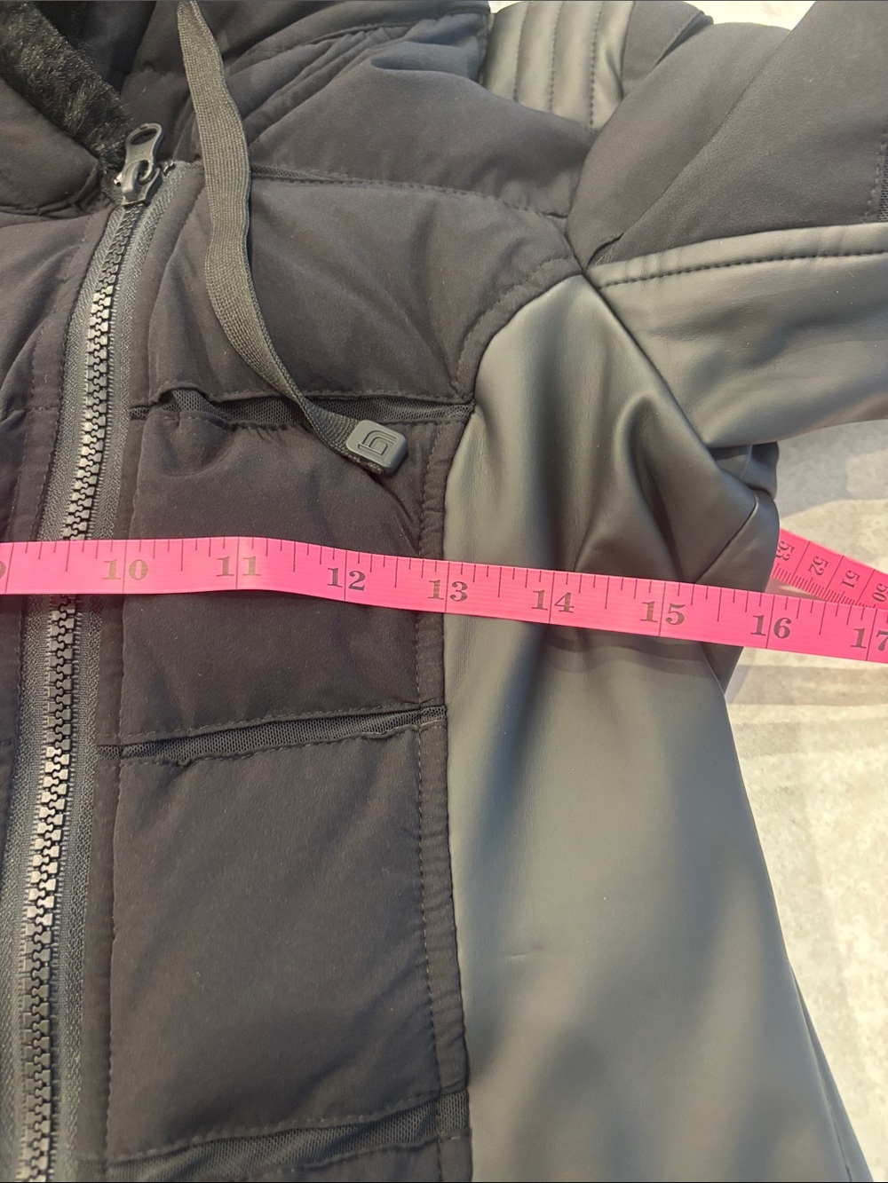 blanc noir Black Quilted Hooded Puffer Jacket with Faux Fur Trim - Picture 6 of 7